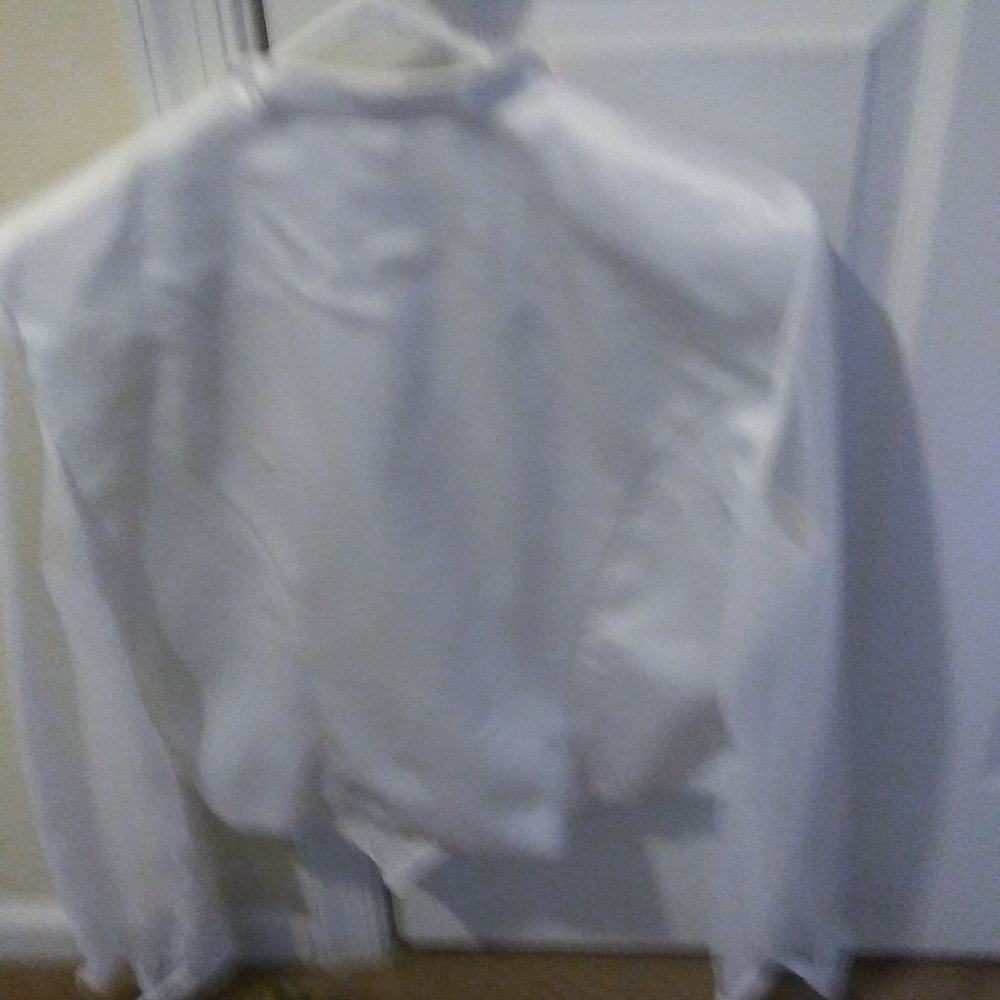 Top - Picture 4 of 4